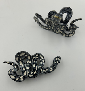 
                  
                    Snake Hair Clip
                  
                